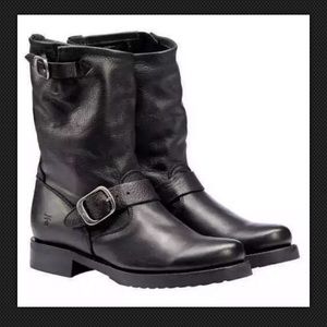 Frye 7.5M Veronica Black Leather Short Boots NEW